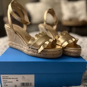 Jack Rogers Metallic Gold Ruffle Espadrille Wedge Sandals